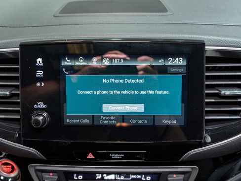 Used 2021 Honda Pilot Touring image 20