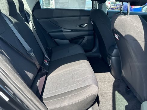 New 2026 Hyundai Elantra SE FWD image 16