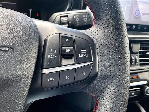 Used 2023 Ford Escape ST-Line w/ Tech Pack #1 image 11