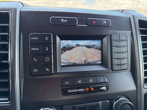 Used 2018 Ford F150 XLT image 23