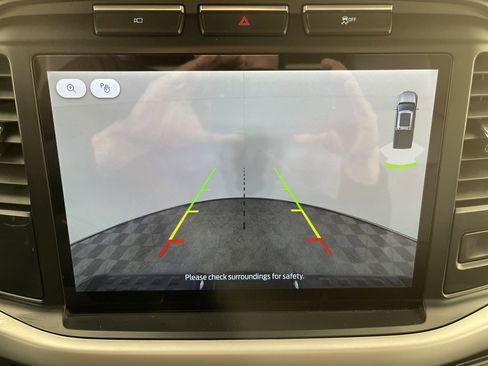 Used 2022 Ford F150 Lightning Pro image 24