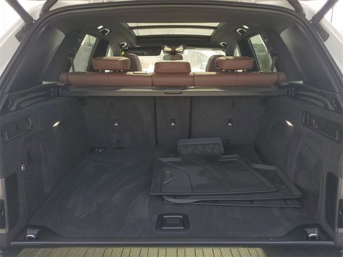 Used 2024 BMW X5 xDrive40i w/ Premium Package image 27