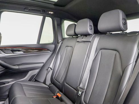 Used 2024 BMW X3 sDrive30i image 10