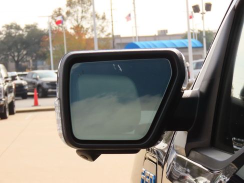 Certified 2025 Ford F150 Lightning Lariat image 19