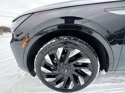 New 2026 Lincoln Nautilus Reserve w/ Jet Appearance Package image 10