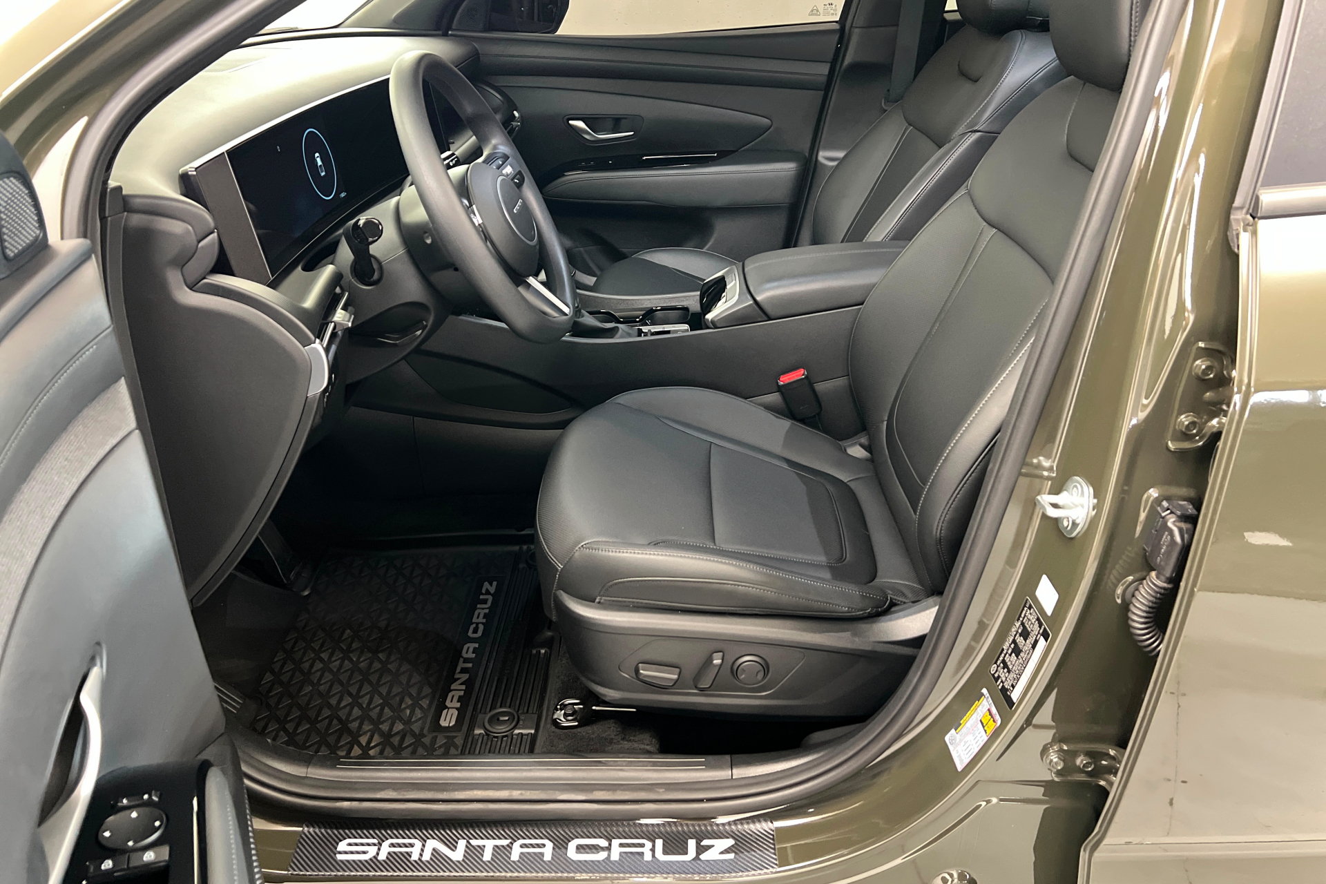 Used 2025 Hyundai Santa Cruz SEL AWD/4WD image 18
