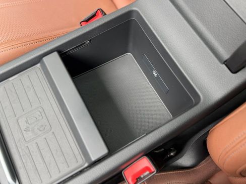 Used 2021 Audi Q5 e Premium Plus w/ Premium Plus Package image 19