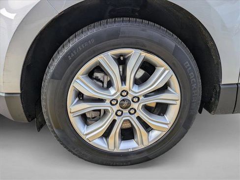 Used 2024 Ford Edge Titanium image 22
