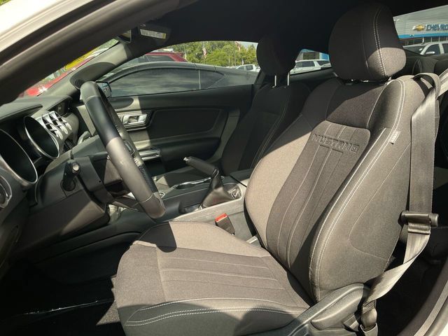 Used 2022 Ford Mustang GT RWD image 18