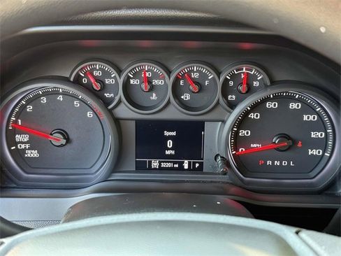 Certified 2022 Chevrolet Silverado 1500 Custom image 23