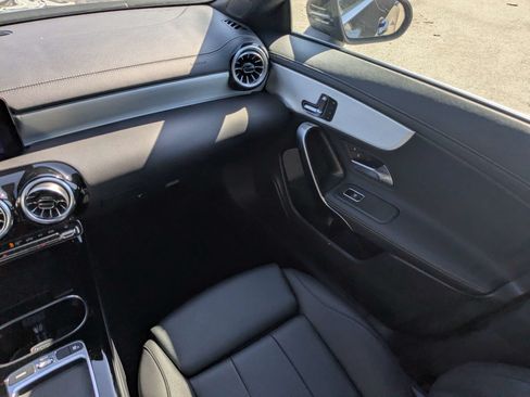 Used 2025 Mercedes-Benz CLA 250 image 17