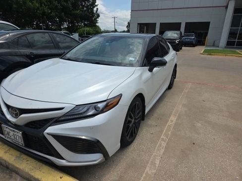 Used 2023 Toyota Camry XSE w/ Navigation Package FWD image 3
