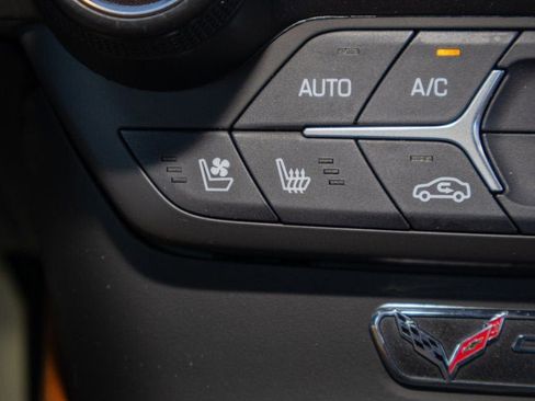 Used 2015 Chevrolet Corvette Stingray Coupe w/ 2LT Preferred Equipment Group image 24