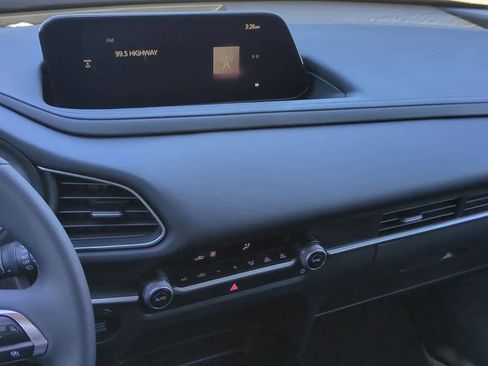 New 2025 MAZDA CX-30 AWD 2.5 S w/ Select Sport Pkg image 25