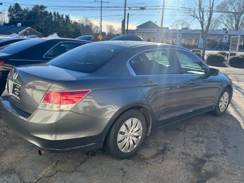 Used 2009 Honda Accord LX image 2