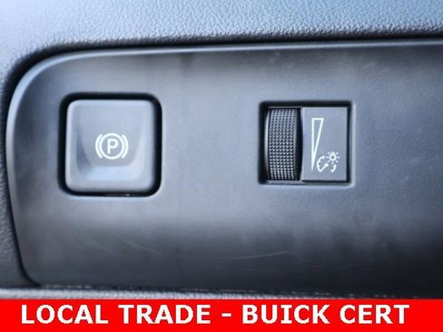 Certified 2023 Buick Enclave Essence image 18