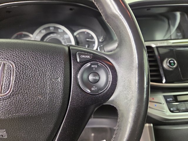 Used 2015 Honda Accord EX-L image 23