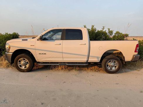 Used 2021 RAM 2500 Lone Star AWD/4WD image 3