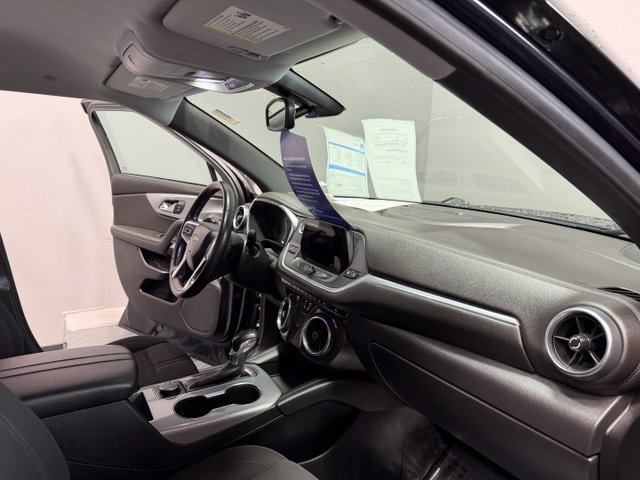 Used 2020 Chevrolet Blazer LT FWD image 25