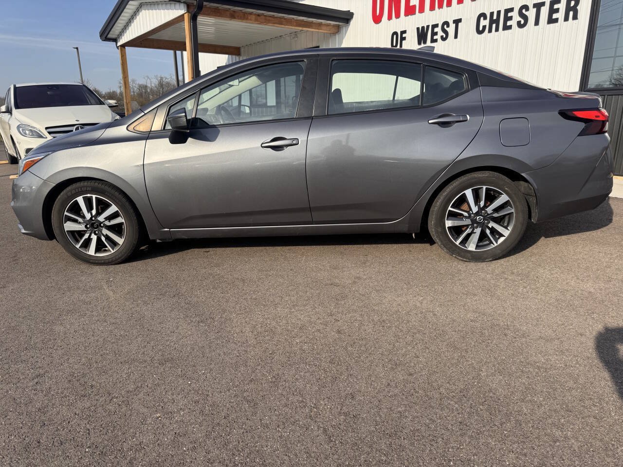 Used 2020 Nissan Versa SV FWD image 12