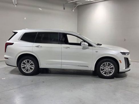 Used 2023 Cadillac XT6 Luxury FWD image 16