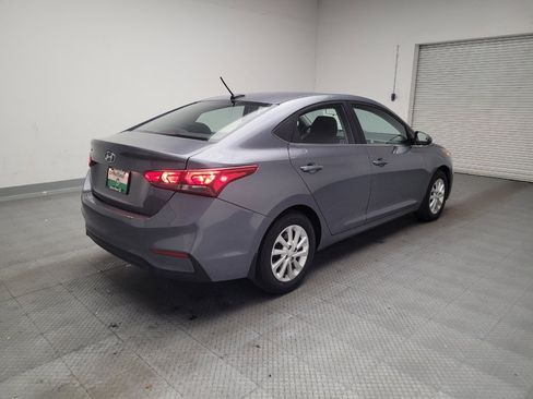 Used 2020 Hyundai Accent SEL image 9