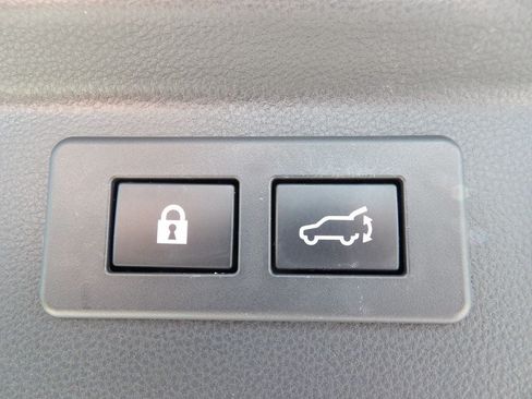 Used 2023 Subaru Forester Limited AWD/4WD image 27