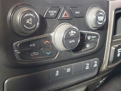 Used 2019 RAM 1500 Big Horn image 20