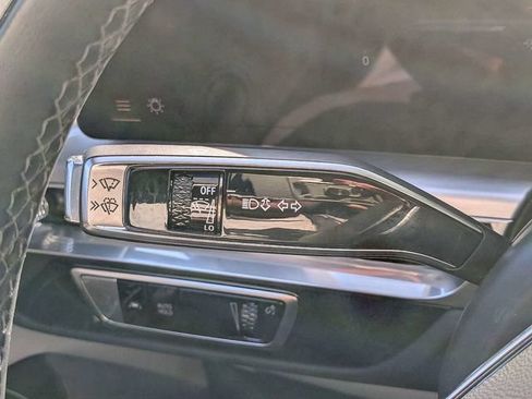 Certified 2024 Cadillac Lyriq Luxury AWD/4WD image 26