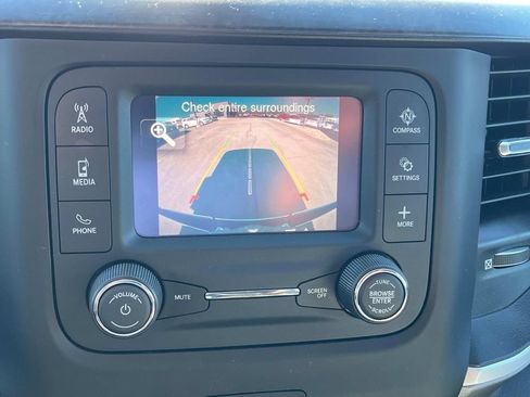 Used 2022 RAM 1500 Big Horn AWD/4WD image 18