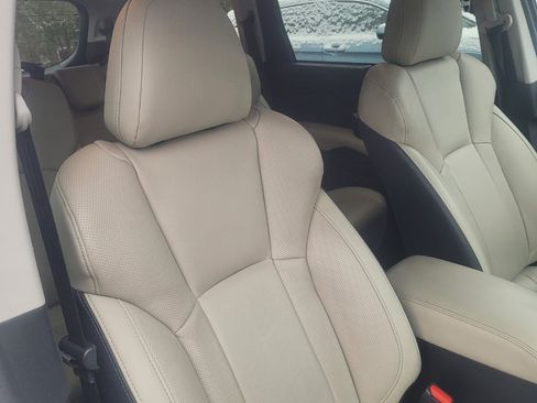 Used 2020 Subaru Ascent Limited image 26