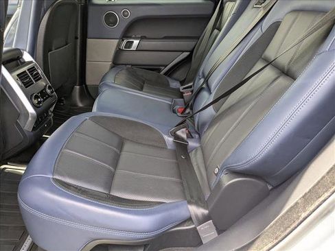 Used 2022 Land Rover Range Rover Sport HST image 19