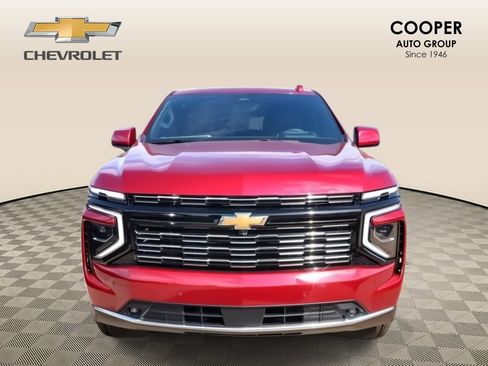 New 2026 Chevrolet Suburban High Country image 9