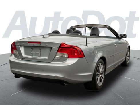 Used 2013 Volvo C70 T5 image 3