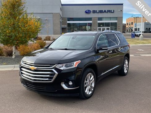 Used 2020 Chevrolet Traverse High Country image 1