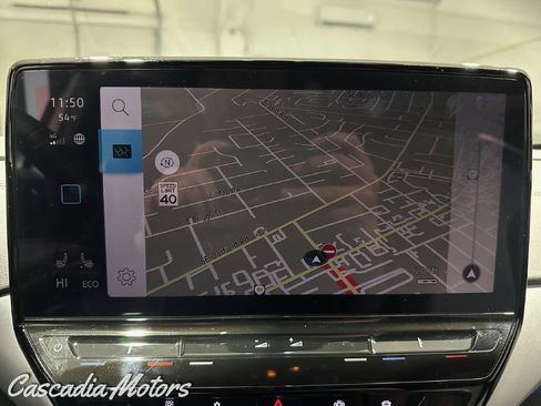 Used 2023 Volkswagen ID.4 Pro image 16