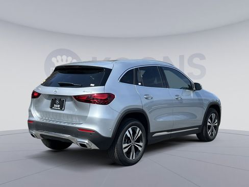 New 2026 Mercedes-Benz GLA 250 4MATIC image 5