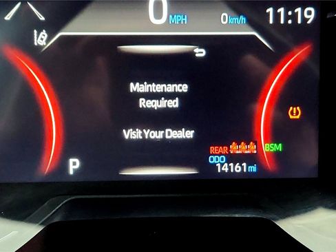 Used 2024 Toyota RAV4 LE image 17