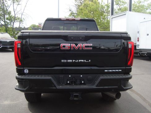 Certified 2025 GMC Sierra 2500 Denali w/ Denali Reserve Package AWD/4WD image 5