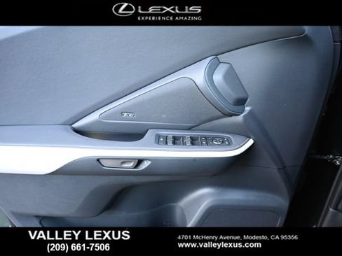 New 2026 Lexus TX 500h AWD image 12