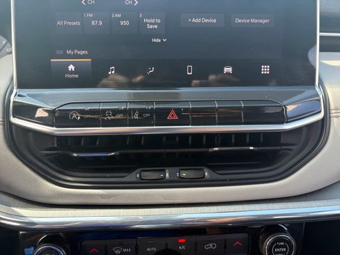 Used 2022 Jeep Compass Limited w/ Sun and Sound Group image 21