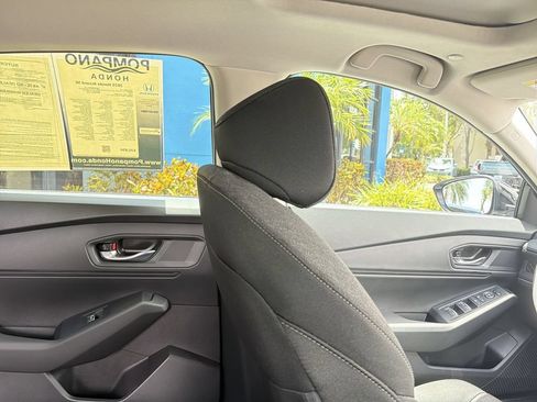 Used 2025 Honda Accord SE image 16