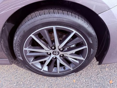 Used 2024 Toyota Camry XLE image 15