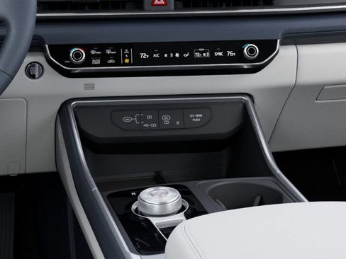 New 2026 Kia Carnival EX FWD image 23
