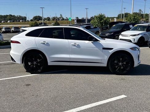 New 2026 Jaguar F-PACE R-Dynamic S image 7