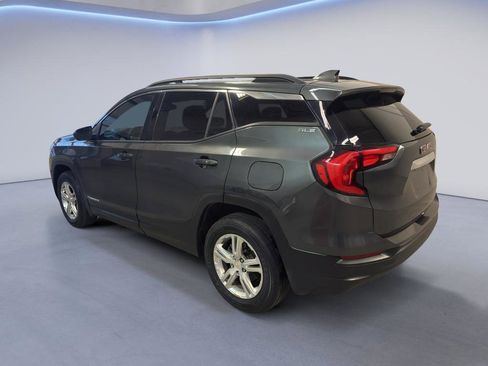 Used 2018 GMC Terrain SLE w/ Driver Convenience Package image 4