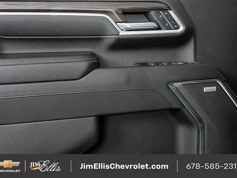 Certified 2024 Chevrolet Silverado 2500 LTZ w/ LTZ Convenience Package image 7