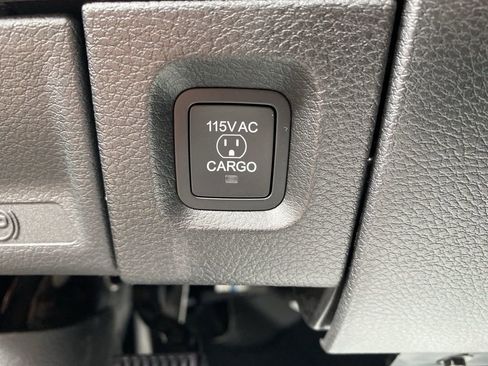 New 2025 RAM 2500 Tradesman image 27