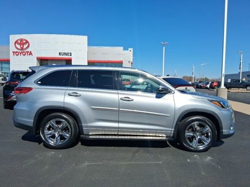 Used 2019 Toyota Highlander Limited Platinum AWD/4WD image 6