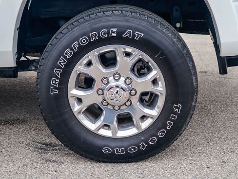 Used 2022 RAM 2500 Laramie AWD/4WD image 8